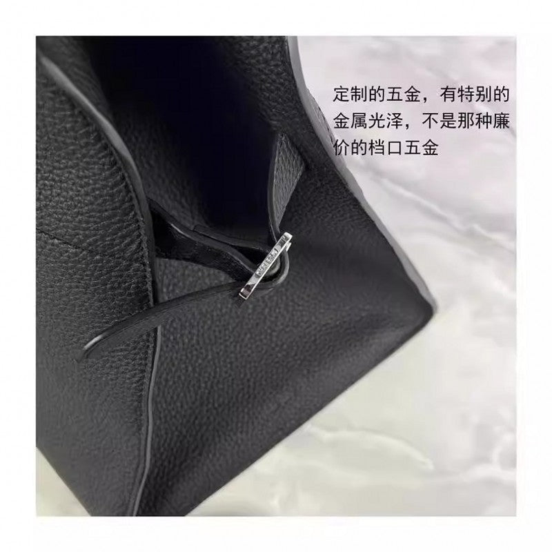 f3a0b052-c91b-45b0-bb70-05ae365217c2