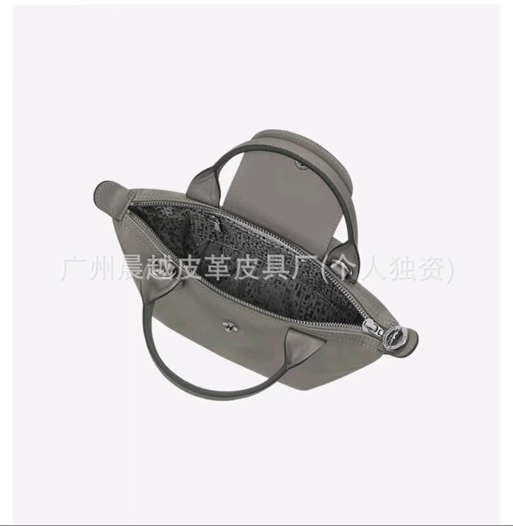 11228eec-6b20-4b78-bcbd-786af53bc060